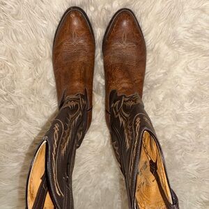Brown Western Leather Cowboy Boots - Men's Classic Style